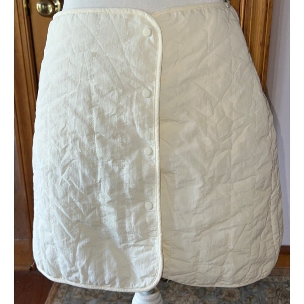Zara Yellow Quilted Snap Skirt — Medium